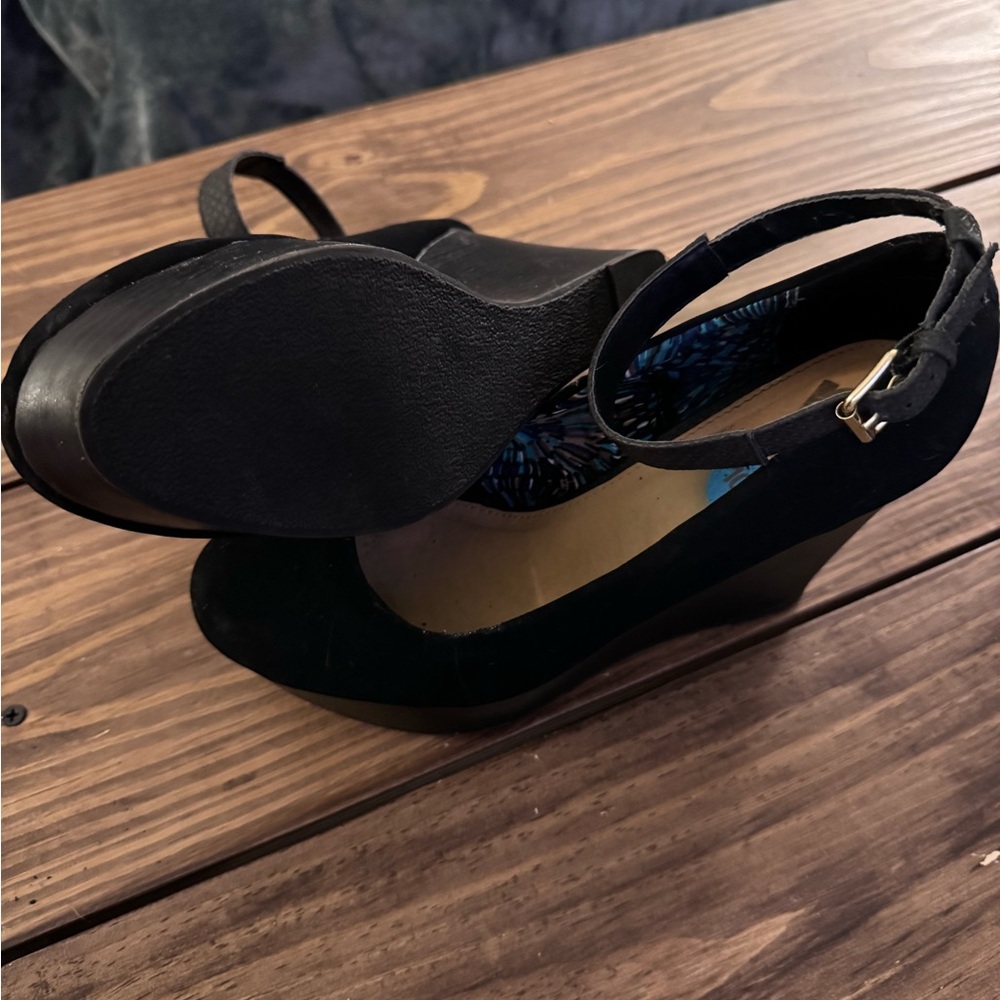 Black Wedge Heels